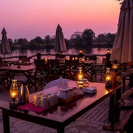 Hippo Lodge Kafue Exteriör bild
