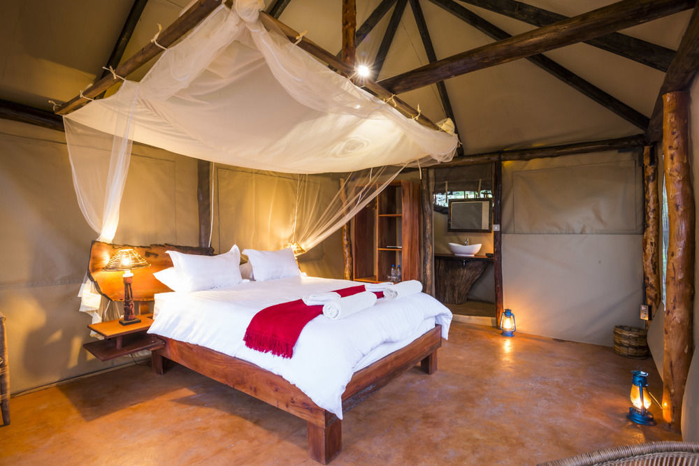 Hippo Lodge Kafue Exteriör bild
