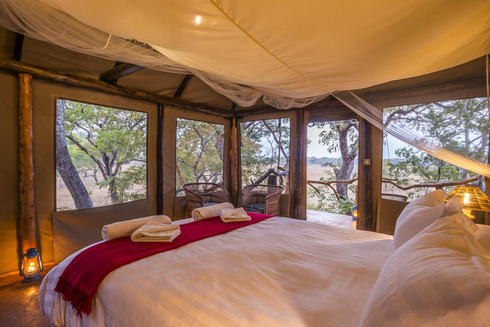 Hippo Lodge Kafue Exteriör bild