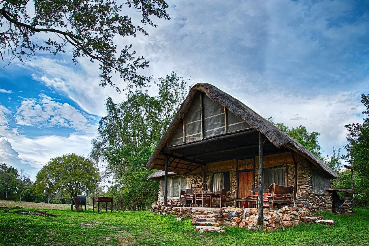 Hippo Lodge Kafue Exteriör bild