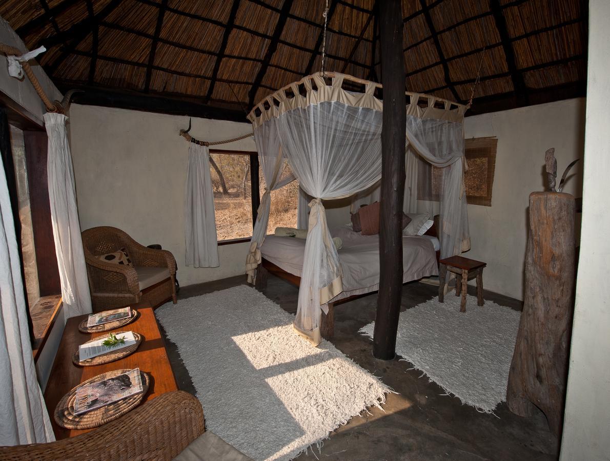 Hippo Lodge Kafue Exteriör bild