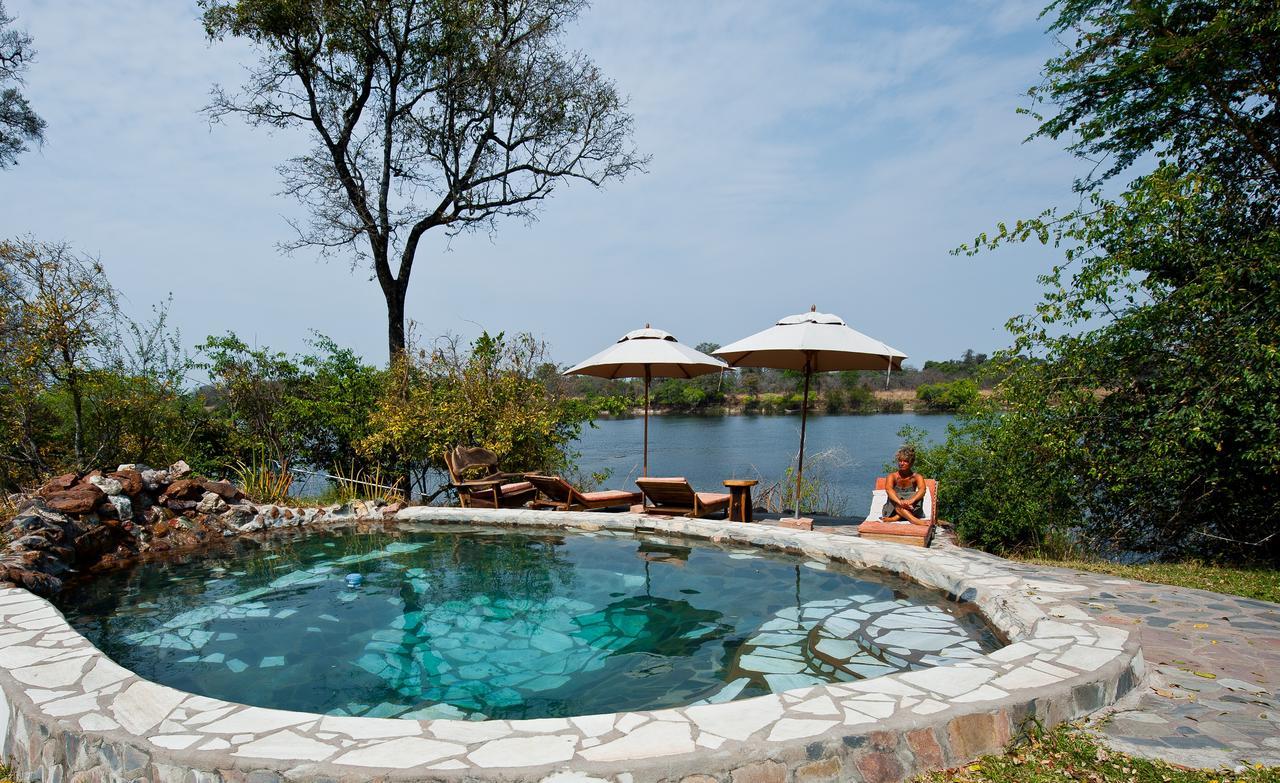 Hippo Lodge Kafue Exteriör bild