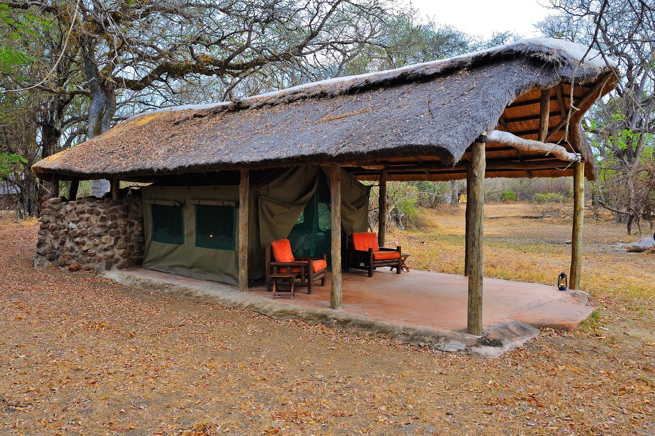 Hippo Lodge Kafue Exteriör bild